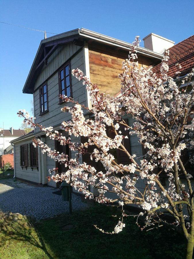 Albergue Gosciniec Folkier Zgierz Exterior foto